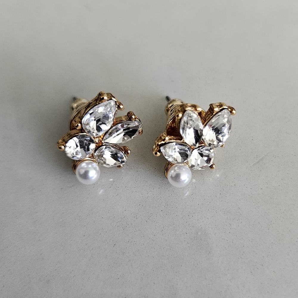 Olive & Piper Ariel Studs